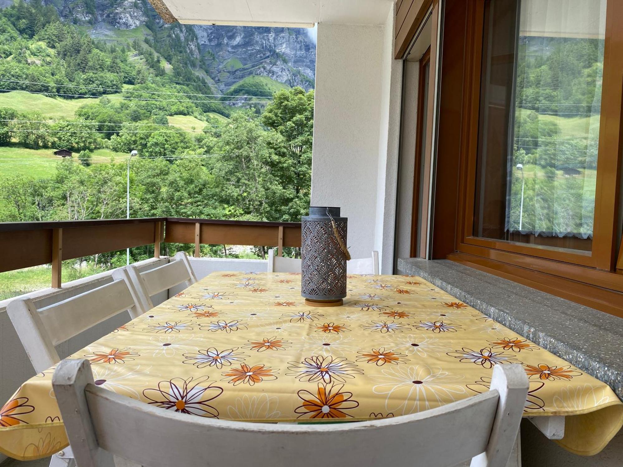 Ferienwohnung Alpen-Zauber Лойкербад Екстериор снимка
